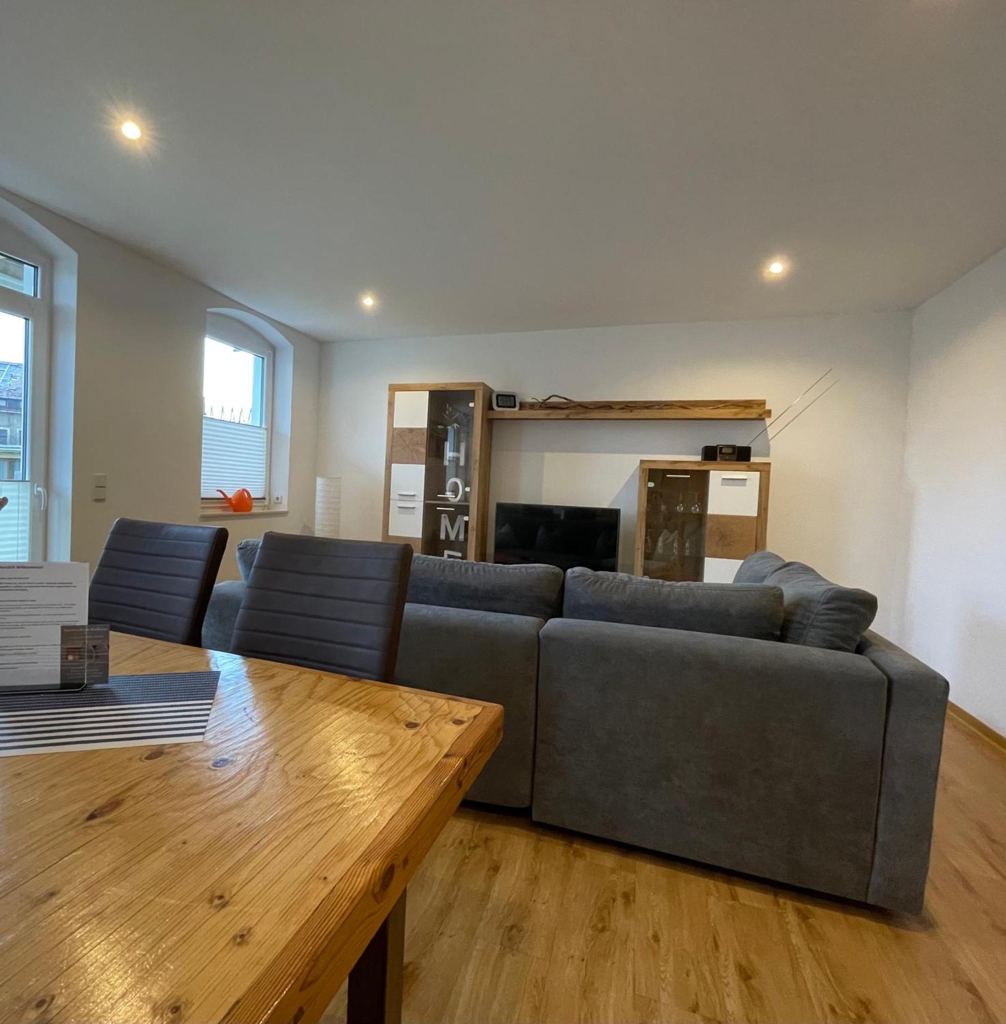 Stadtoase Geraeumige Gaestewohnungen Mit Balkon, Komfort, Modernitaet Und Ruhe, Fuer Monteure Geeignet, Free Wifi Frankenberg ภายนอก รูปภาพ