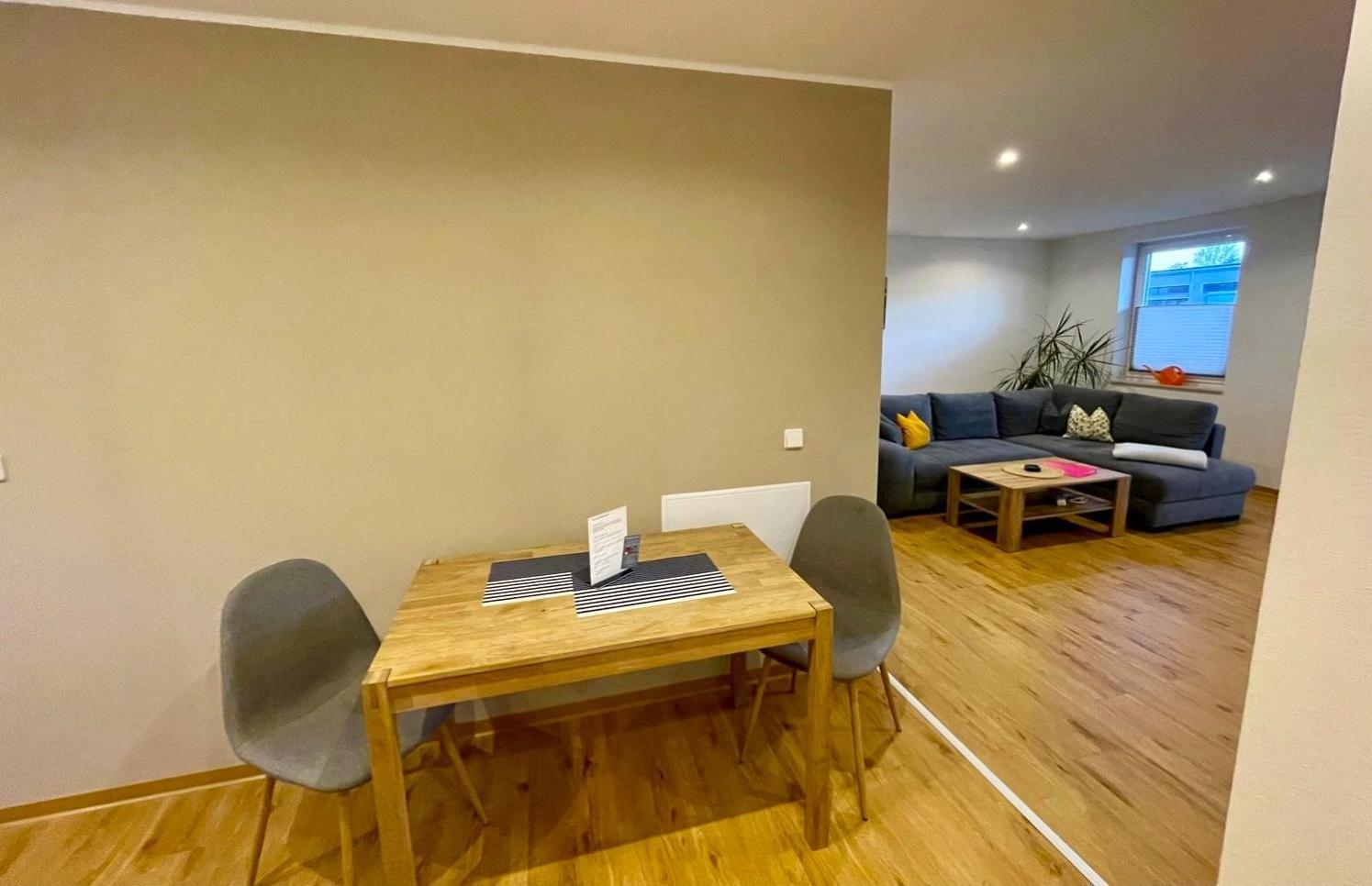 Stadtoase Geraeumige Gaestewohnungen Mit Balkon, Komfort, Modernitaet Und Ruhe, Fuer Monteure Geeignet, Free Wifi Frankenberg ภายนอก รูปภาพ