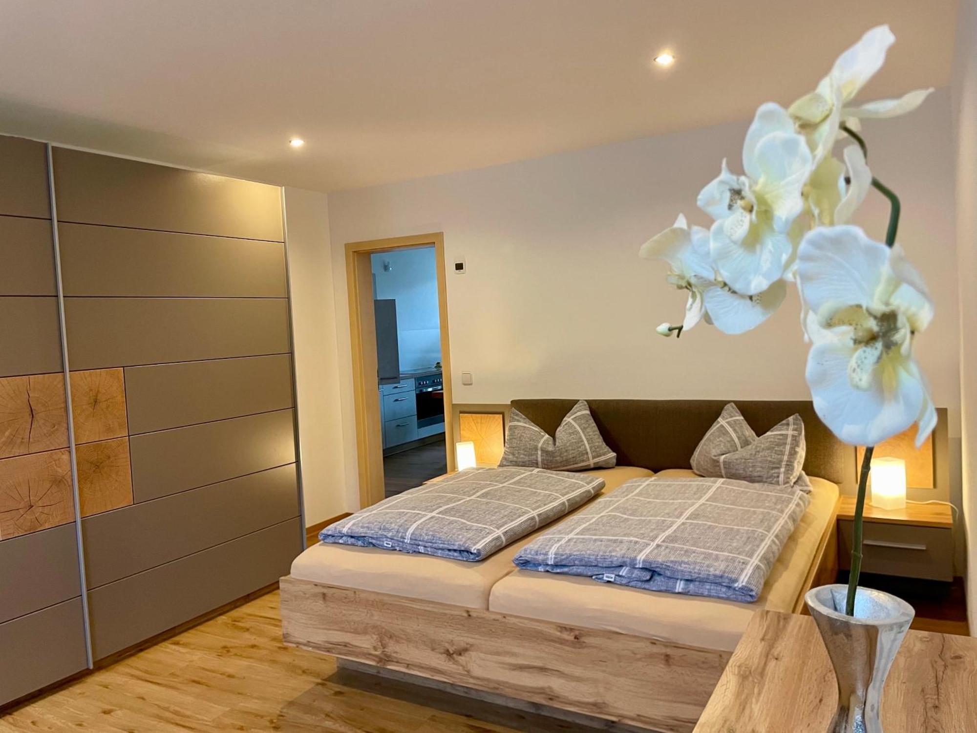 Stadtoase Geraeumige Gaestewohnungen Mit Balkon, Komfort, Modernitaet Und Ruhe, Fuer Monteure Geeignet, Free Wifi Frankenberg ภายนอก รูปภาพ