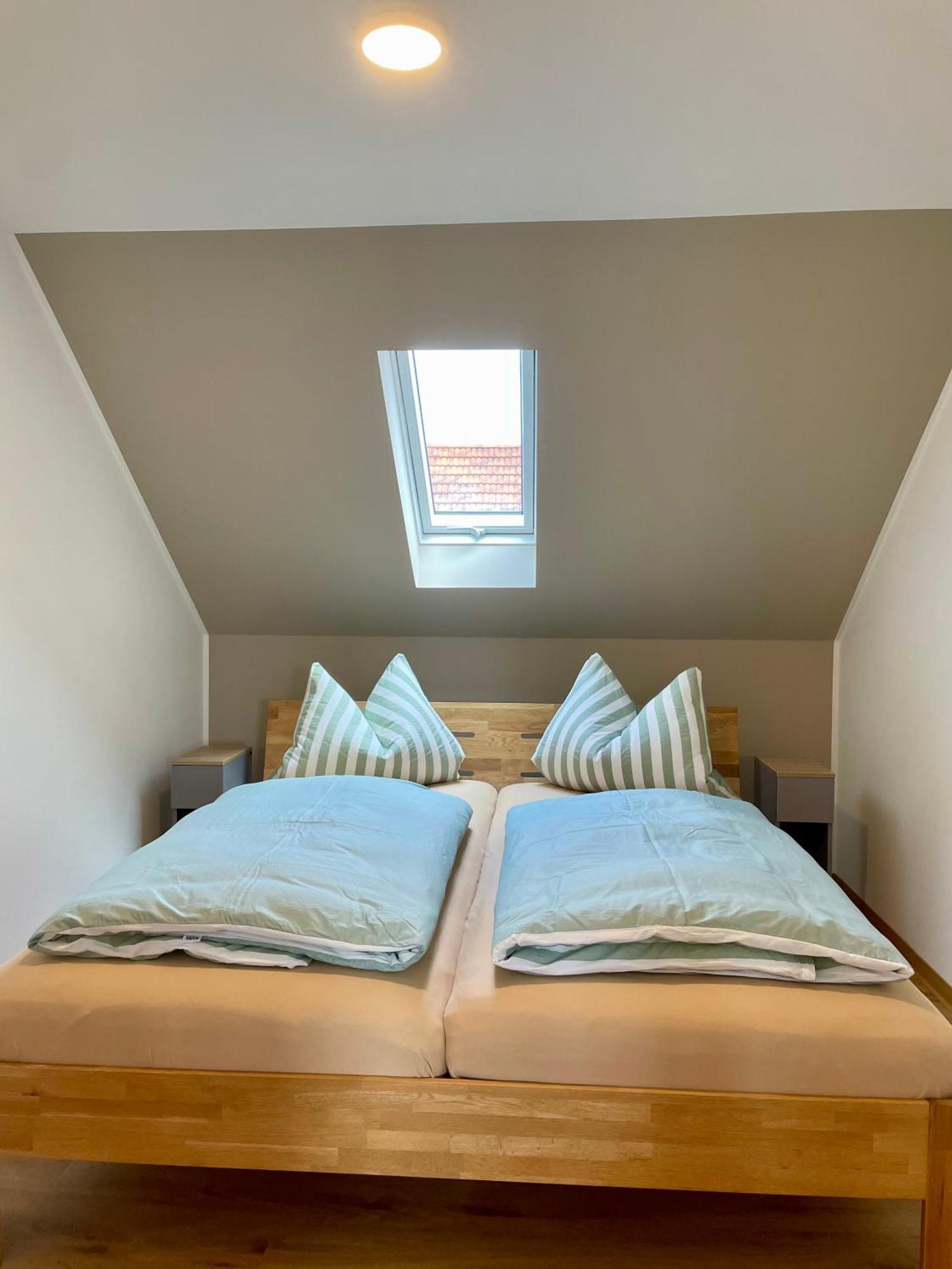 Stadtoase Geraeumige Gaestewohnungen Mit Balkon, Komfort, Modernitaet Und Ruhe, Fuer Monteure Geeignet, Free Wifi Frankenberg ภายนอก รูปภาพ